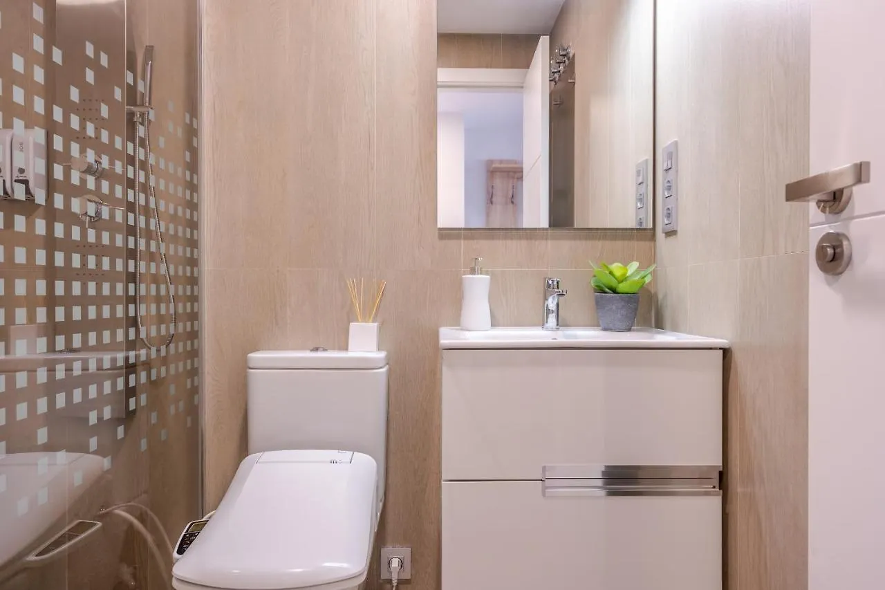 Big Apple Apartment Granada By A3Rentals